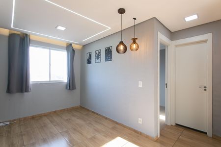 Sala  de apartamento para alugar com 2 quartos, 34m² em Vila Norma, São Paulo
