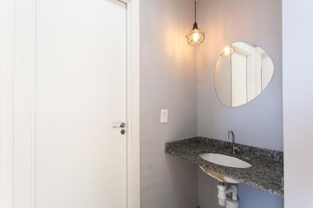 Apartamento para alugar com 34m², 2 quartos e sem vaga Apartamento para alugar com 34m², 2 quartos e sem vagaBanheiro / Lavatório