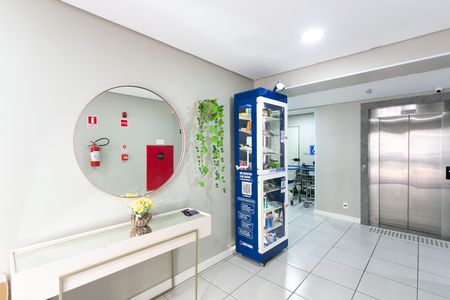 Apartamento para alugar com 34m², 2 quartos e sem vaga Apartamento para alugar com 34m², 2 quartos e sem vagaHall Social / Box Farma