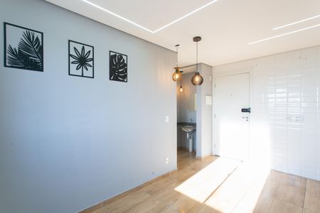 Apartamento para alugar com 34m², 2 quartos e sem vaga Apartamento para alugar com 34m², 2 quartos e sem vagaSala