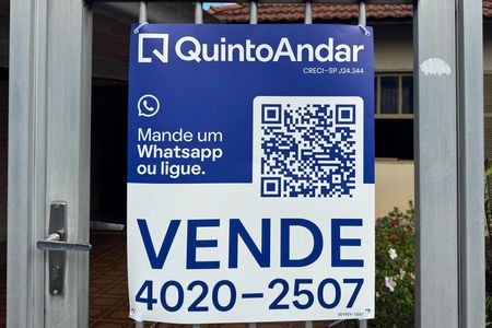 Casa à venda com 300m², 2 quartos e 2 vagas Casa à venda com 300m², 2 quartos e 2 vagasPlaca
