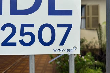 Casa à venda com 300m², 2 quartos e 2 vagas Casa à venda com 300m², 2 quartos e 2 vagasWYNY-1685