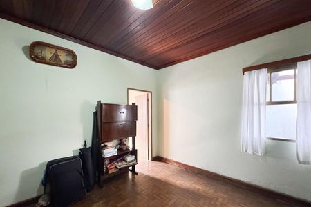 Casa à venda com 300m², 2 quartos e 2 vagas Casa à venda com 300m², 2 quartos e 2 vagasQuarto 2