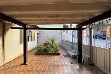 Casa à venda com 300m², 2 quartos e 2 vagas Casa à venda com 300m², 2 quartos e 2 vagasGaragem