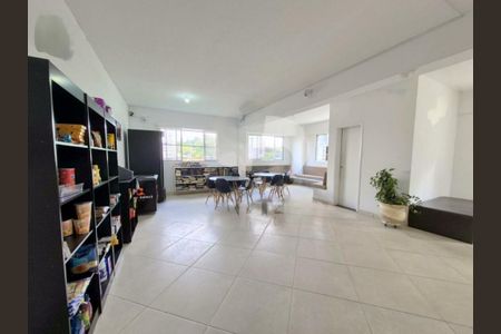 Apartamento à venda com 74m², 2 quartos e 1 vaga