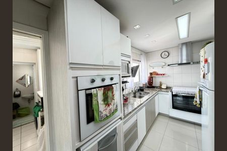 Apartamento à venda com 127m², 4 quartos e 3 vagas