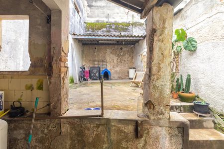 Casa para alugar com 80m², 2 quartos e 1 vagaÁrea de Serviço e Quintal