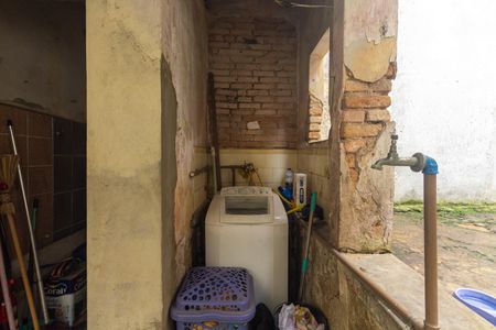Casa para alugar com 80m², 2 quartos e 1 vagaÁrea de Serviço e Quintal