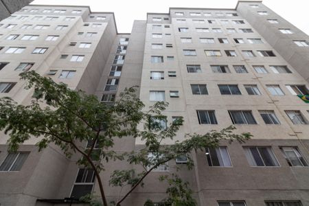 Apartamento à venda com 41m², 2 quartos e sem vaga Apartamento à venda com 41m², 2 quartos e sem vagaFachada