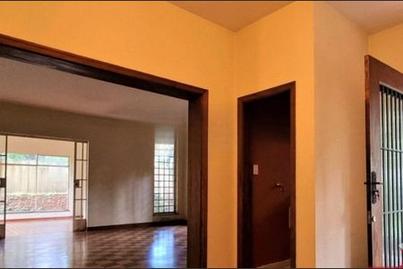 Casa à venda com 401m², 4 quartos e 6 vagas