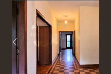 Casa à venda com 401m², 4 quartos e 6 vagas