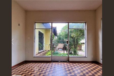 Casa à venda com 401m², 4 quartos e 6 vagas