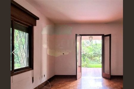 Casa à venda com 401m², 4 quartos e 6 vagas