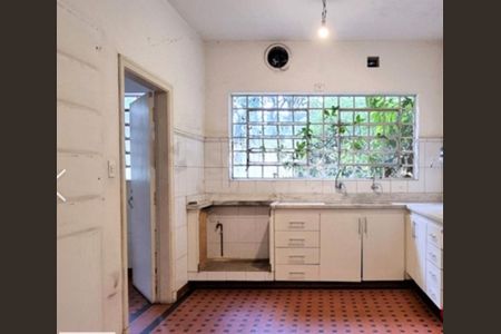 Casa à venda com 401m², 4 quartos e 6 vagas