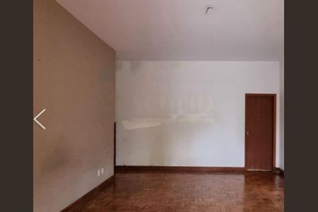Casa à venda com 401m², 4 quartos e 6 vagas