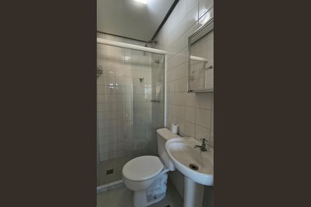 Apartamento para alugar com 103m², 3 quartos e 2 vagas Apartamento para alugar com 103m², 3 quartos e 2 vagasBanheiro de Serviço