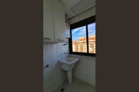 Apartamento para alugar com 103m², 3 quartos e 2 vagas Apartamento para alugar com 103m², 3 quartos e 2 vagasCozinha e Área de Serviço