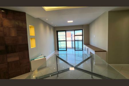 Sala de apartamento para alugar com 3 quartos, 103m² em Barra da Tijuca, Rio de Janeiro