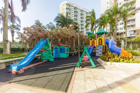 Apartamento para alugar com 103m², 3 quartos e 2 vagas Apartamento para alugar com 103m², 3 quartos e 2 vagasÁrea Comum