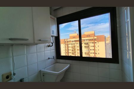 Apartamento para alugar com 103m², 3 quartos e 2 vagas Apartamento para alugar com 103m², 3 quartos e 2 vagasCozinha e Área de Serviço