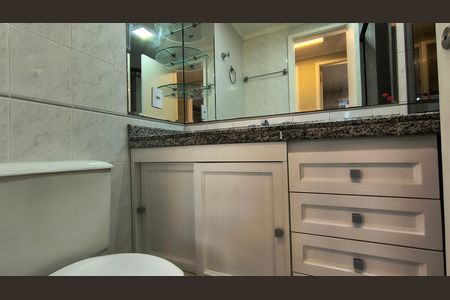 Apartamento para alugar com 103m², 3 quartos e 2 vagas Apartamento para alugar com 103m², 3 quartos e 2 vagasBanheiro Social