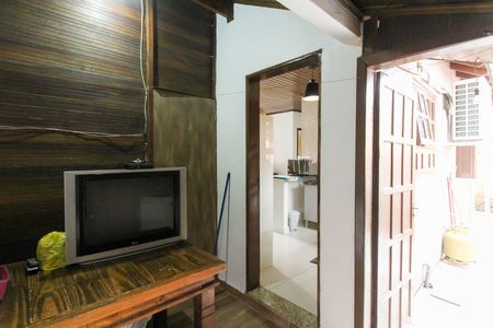 Casa à venda com 80m², 2 quartos e 1 vaga Casa à venda com 80m², 2 quartos e 1 vagaÁrea de Serviço