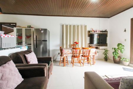 Sala de casa à venda com 2 quartos, 80m² em Harmonia, Canoas