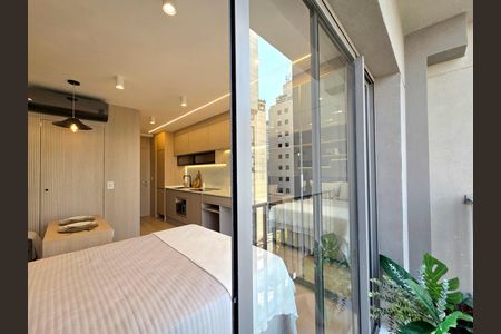 Studio para alugar com 25m², 1 quarto e sem vaga Studio para alugar com 25m², 1 quarto e sem vagaVaranda