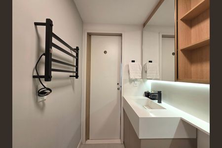Studio para alugar com 25m², 1 quarto e sem vaga Studio para alugar com 25m², 1 quarto e sem vagaBanheiro