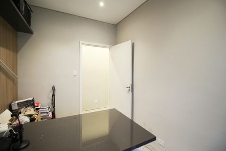 Casa à venda com 138m², 2 quartos e 2 vagas Casa à venda com 138m², 2 quartos e 2 vagasQuarto