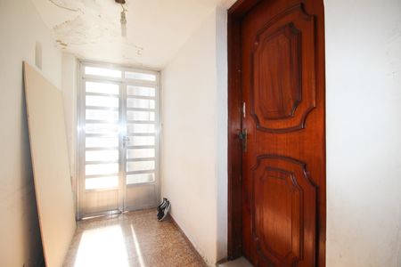 Casa à venda com 138m², 2 quartos e 2 vagas Casa à venda com 138m², 2 quartos e 2 vagasEntrada