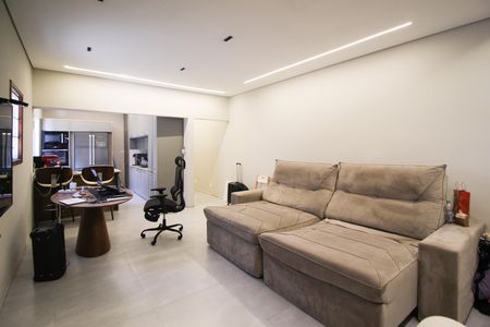 Sala de casa à venda com 2 quartos, 138m² em Indianópolis, São Paulo