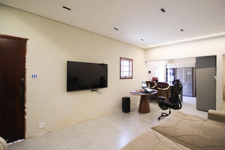 Sala de casa à venda com 2 quartos, 138m² em Indianópolis, São Paulo