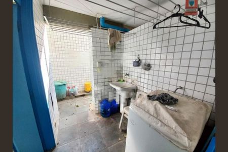 Casa à venda com 157m², 3 quartos e 2 vagas