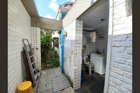 Casa à venda com 157m², 3 quartos e 2 vagas
