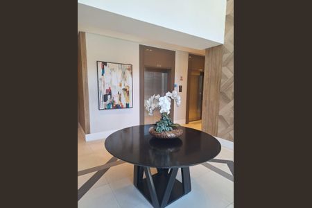 Hall de Entrada de apartamento para alugar com 1 quarto, 53m² em Vila Azevedo, São Paulo