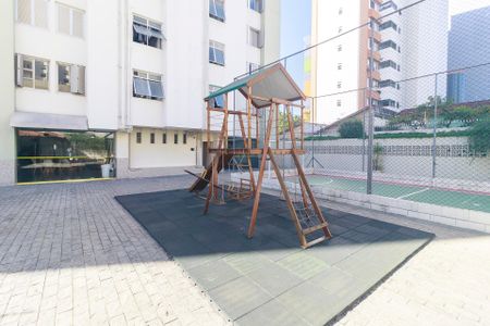 Apartamento para alugar com 98m², 3 quartos e 1 vagaPlayground