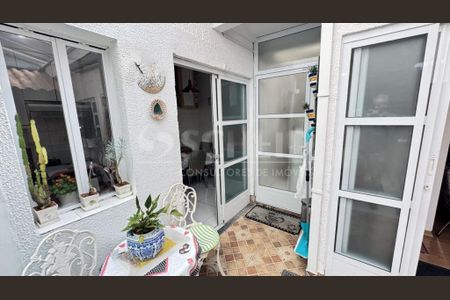 Casa à venda com 280m², 3 quartos e 2 vagas