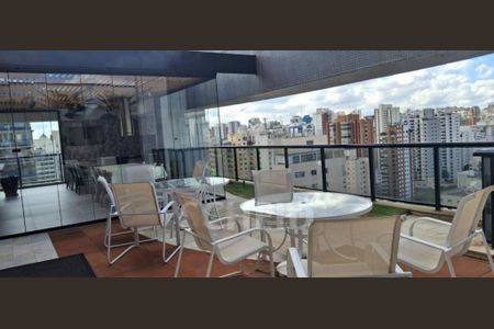 Apartamento à venda com 45m², 1 quarto e 1 vaga