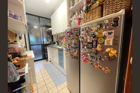 Apartamento para alugar com 48m², 2 quartos e 1 vaga Apartamento para alugar com 48m², 2 quartos e 1 vagaCozinha e Área de Serviço