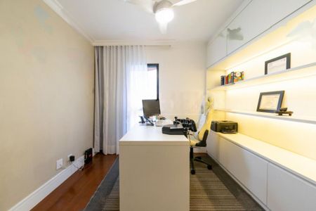 Apartamento à venda com 216m², 4 quartos e 3 vagas