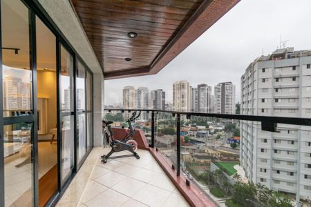 Apartamento à venda com 216m², 4 quartos e 3 vagas