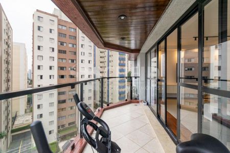 Apartamento à venda com 216m², 4 quartos e 3 vagas