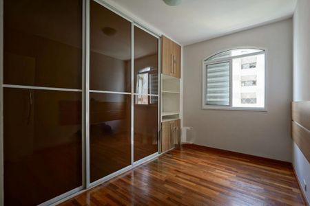 Apartamento à venda com 167m², 4 quartos e 2 vagas