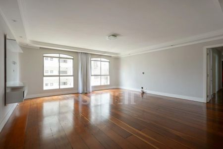 Apartamento à venda com 167m², 4 quartos e 2 vagas