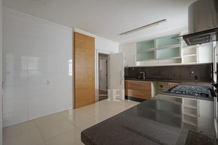 Apartamento à venda com 167m², 4 quartos e 2 vagas