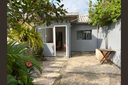 Área externa de casa para alugar com 1 quarto, 60m² em Aririu, Palhoça