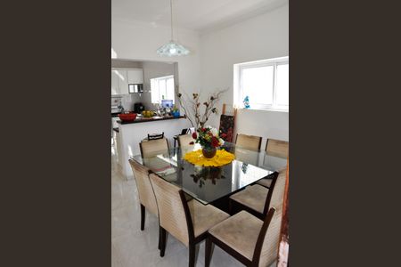 Casa à venda com 126m², 3 quartos e 2 vagas Casa à venda com 126m², 3 quartos e 2 vagasDetalhe - Copa