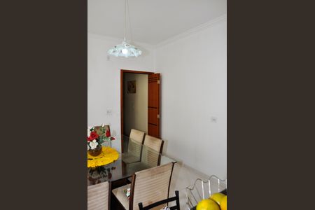 Casa à venda com 126m², 3 quartos e 2 vagas Casa à venda com 126m², 3 quartos e 2 vagasDetalhe - Copa