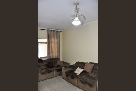 Casa à venda com 126m², 3 quartos e 2 vagas Casa à venda com 126m², 3 quartos e 2 vagasDetalhe - Sala